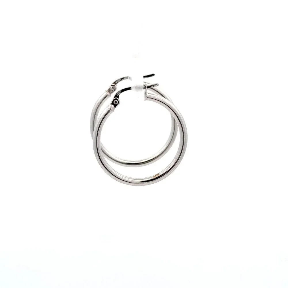 18K White Gold Earrings Hoops Loops 1.35 grams - Picture 8 of 9